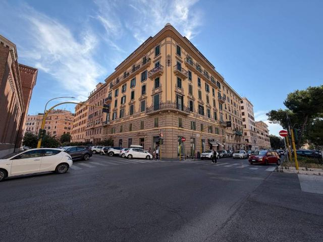 Appartamento in affitto a Roma RM