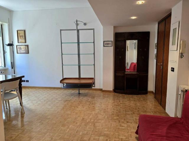 Appartamento in affitto a Roma RM