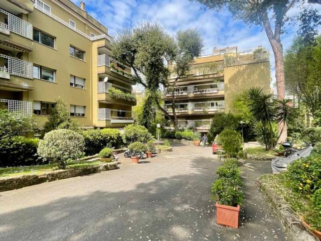 Appartamento in affitto a Roma RM