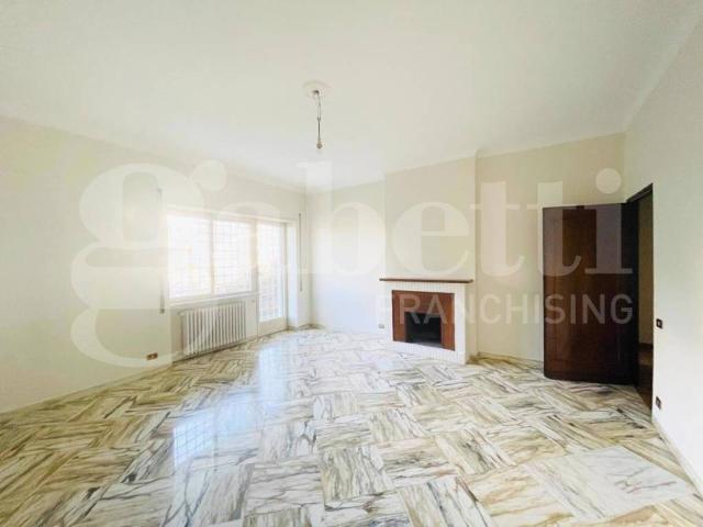 Appartamento in affitto a Roma RM
