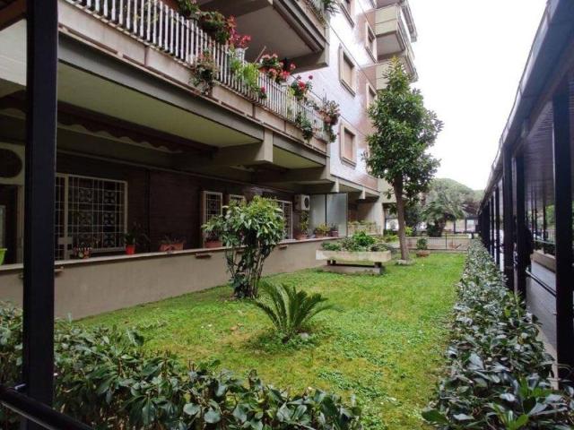 Appartamento in affitto a Roma RM