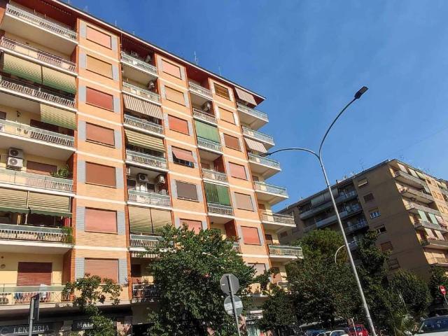 Appartamento in affitto a Roma RM