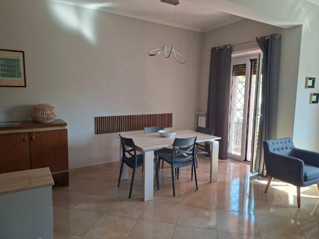 Appartamento in affitto a Roma RM
