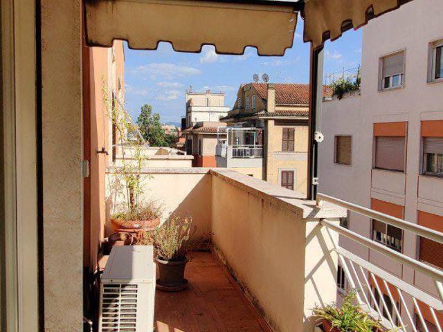 Appartamento in affitto a Roma RM
