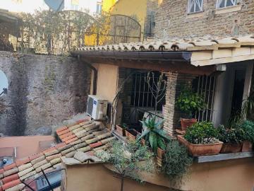 Appartamento in affitto a Roma RM