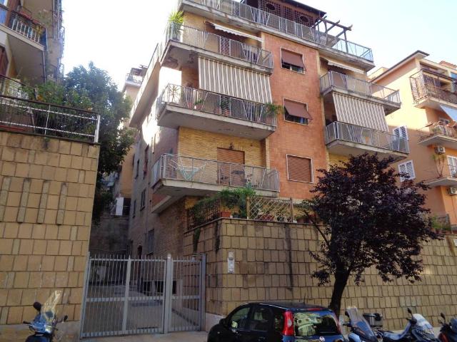 Appartamento in affitto a Roma RM