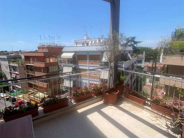 Appartamento in affitto a Roma RM