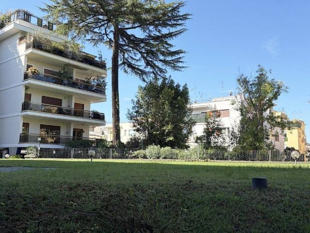 Appartamento in affitto a Roma RM