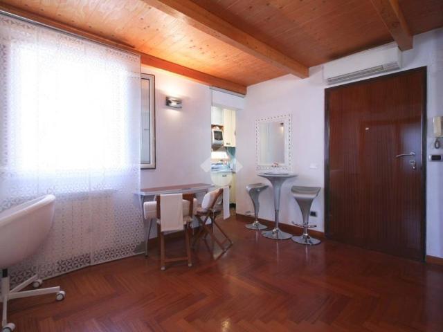 Appartamento in affitto a Roma RM