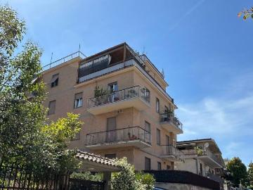 Appartamento in affitto a Roma RM