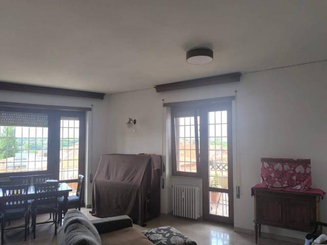 Appartamento in affitto a Roma RM