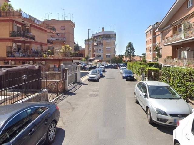 Appartamento in affitto a Roma RM
