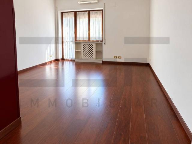 Appartamento in affitto a Roma RM