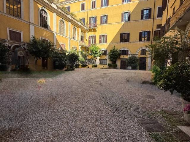 Appartamento in affitto a Roma RM