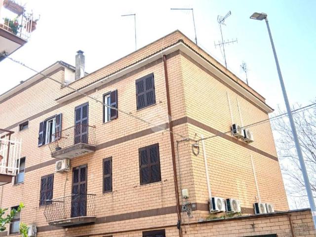 Appartamento in affitto a Roma RM