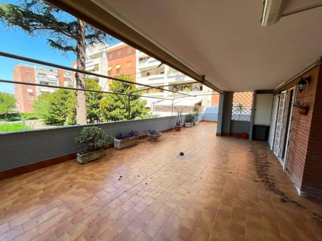 Appartamento in affitto a Roma RM