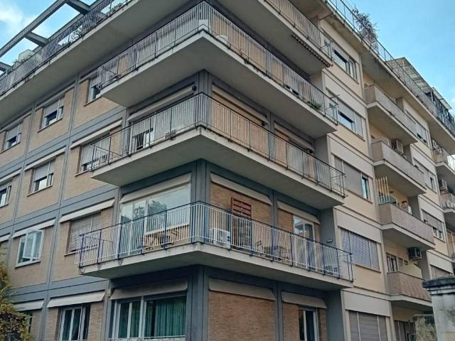 Appartamento in affitto a Roma RM