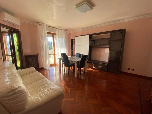 Appartamento in affitto a Roma RM