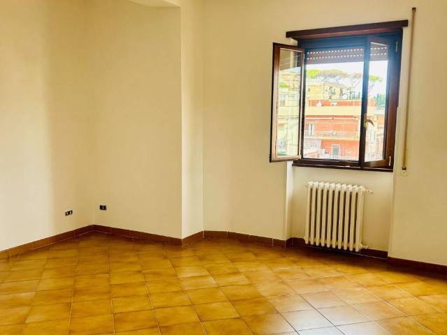 Appartamento in affitto a Roma RM