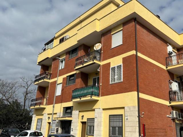 Appartamento in affitto a Roma roma Salvatore Barzilai, arredato, riscaldamento autonomo, riscaldamento a gas metano TrovaCasa