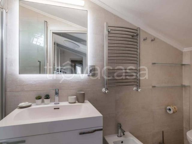 Appartamento in affitto a Roma via Muzio Clementi, Prati