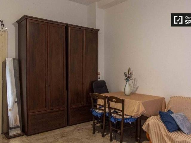 Appartamento in affitto a Roma via Michele di Lando, Bologna