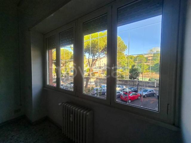 Appartamento in affitto a Roma via Attilio Ambrosini, 5, posto auto coperto, cantina, tripla esposizione TrovaCasa