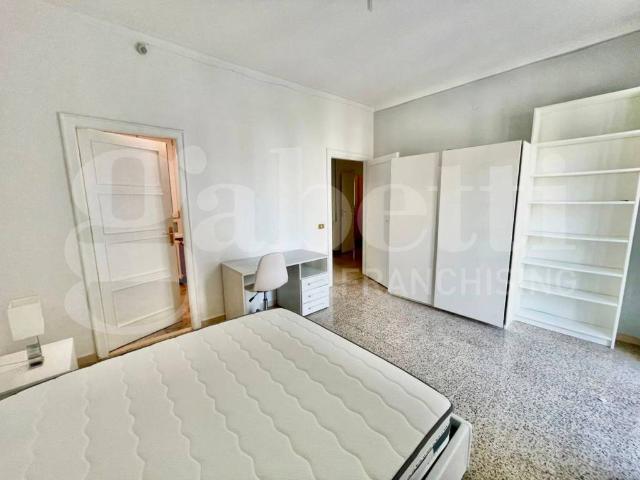 Appartamento in affitto a Roma via Archimede, arredato, ristrutturato, vicinanze negozi TrovaCasa