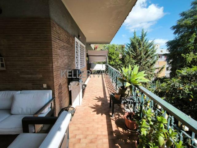 Appartamento in affitto a Roma via Bonaldo Stringher, 31, non arredato/vuoto, box, terrazzo TrovaCasa