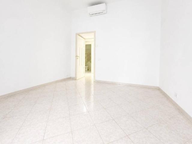 Appartamento in affitto a Roma via Cutilia, 20, non arredato/vuoto, ascensore, zona residenziale TrovaCasa