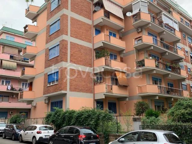 Appartamento in affitto a Roma via Codroipo, posto auto, parzialmente arredato, porta blindata TrovaCasa
