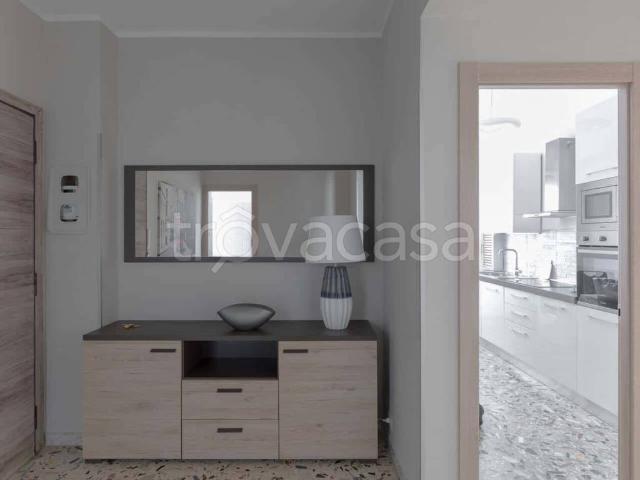 Appartamento in affitto a Roma via dei Prati dei Papa, arredato, ascensore, ristrutturato TrovaCasa