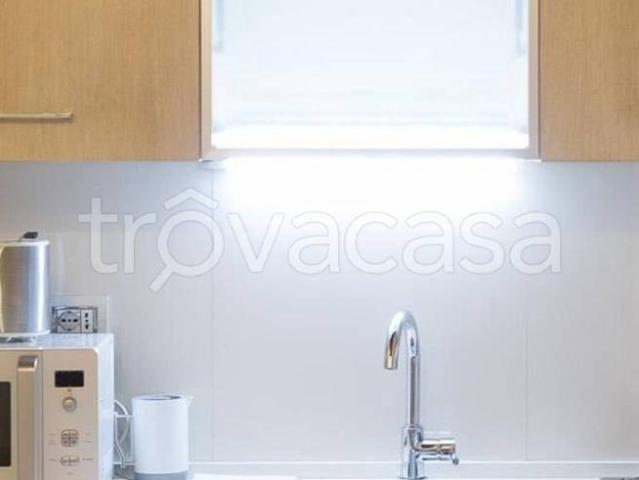 Appartamento in affitto a Roma via della Consulta, Monti