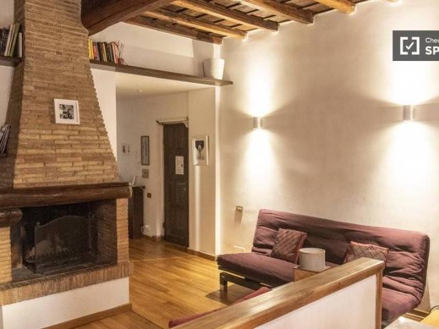 Appartamento in affitto a Roma via delle Colonnelle, arredato, ascensore, centrale TrovaCasa
