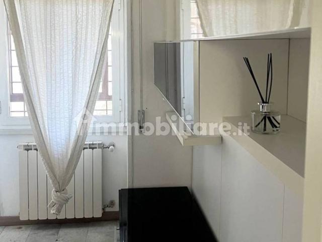 Appartamento in affitto a Roma via dell'Imbrecciato, arredato, vista panoramica, ascensore TrovaCasa