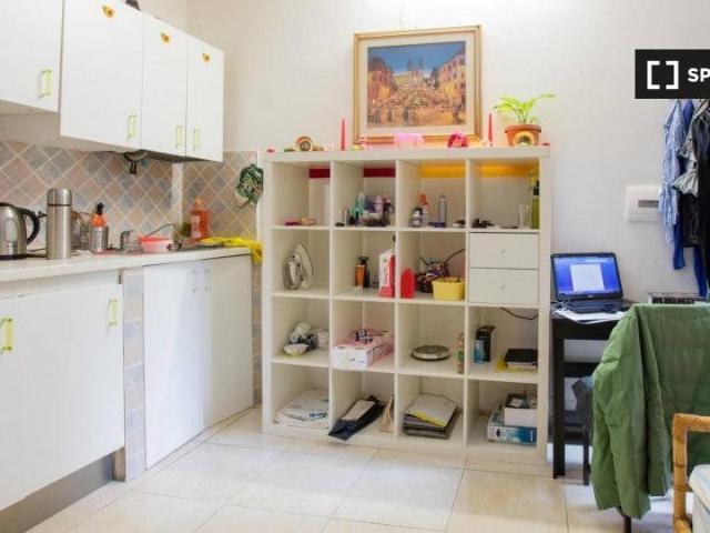 Appartamento in affitto a Roma via di Pietralatella, arredato, lavatrice, balcone TrovaCasa
