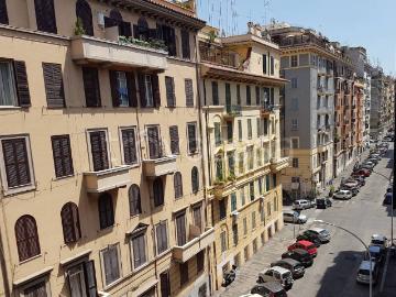 Appartamento in affitto a Roma via Eurialo, 14, parzialmente arredato, ascensore, buono stato TrovaCasa