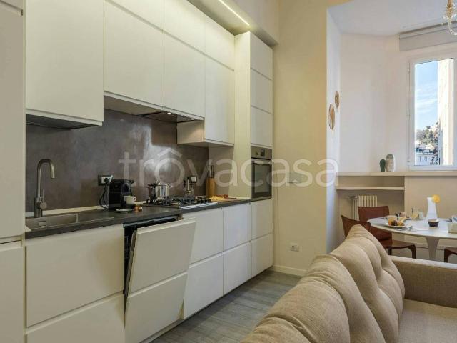 Appartamento in affitto a Roma via Emilio faã Di Bruno, arredato, cucina a vista, cabina armadio TrovaCasa