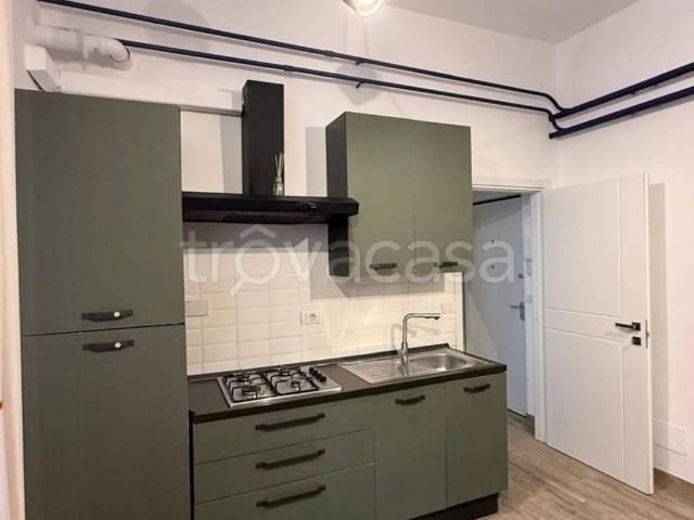 Appartamento in affitto a Roma via Fedele Lampertico, arredato, ristrutturato, vicinanze negozi TrovaCasa