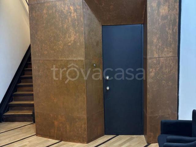 Appartamento in affitto a Roma via Francesco Crispi, terrazzo, parzialmente arredato, ascensore TrovaCasa