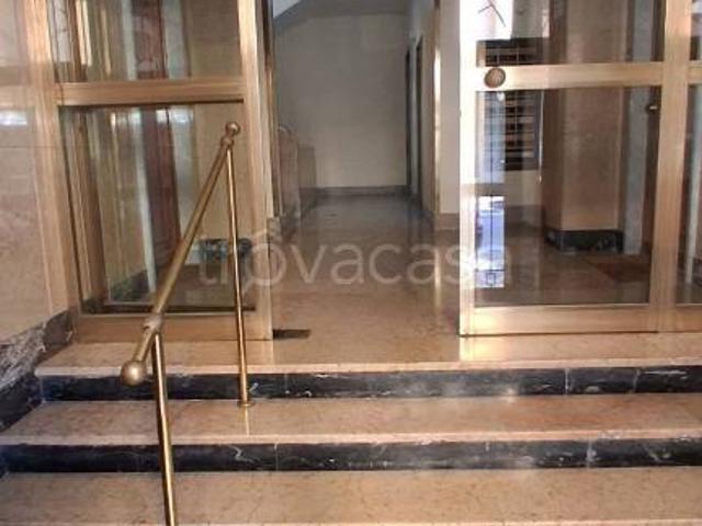 Appartamento in affitto a Roma via Francesco Sivori, Cipro