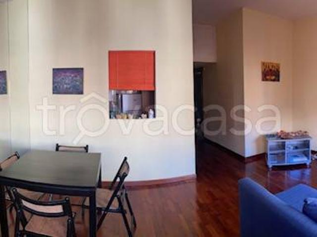 Appartamento in affitto a Roma via Giorgio Franceschi, arredato, zona residenziale, luminoso TrovaCasa