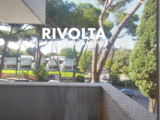 Appartamento in affitto a Roma via Leonardo Umile, 84, arredato, riscaldamento autonomo, ascensore TrovaCasa