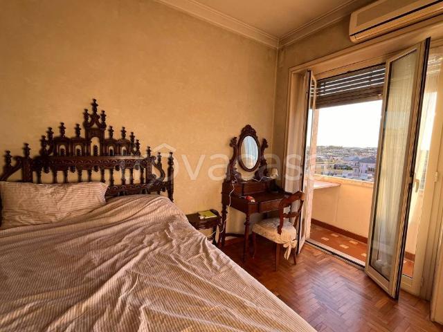 Appartamento in affitto a Roma via Lorenzo il Magnifico, arredato, doppia esposizione, buono stato TrovaCasa