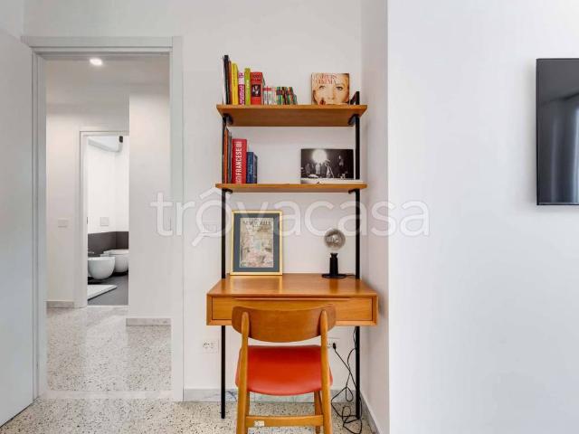 Appartamento in affitto a Roma via Pausania, arredato, terrazzo, senza ascensore TrovaCasa