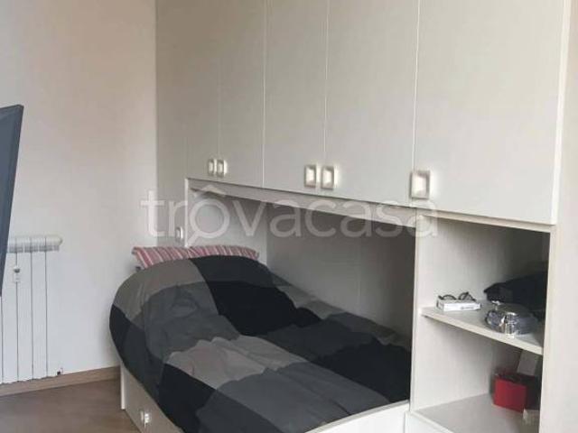 Appartamento in affitto a Roma via Pescara, Villa Fiorelli