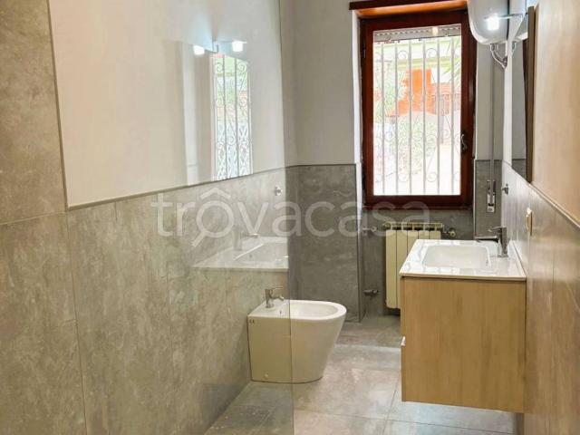 Appartamento in affitto a Roma via Pietro Sensini, 34, giardino privato, terrazzo, riscaldamento autonomo TrovaCasa