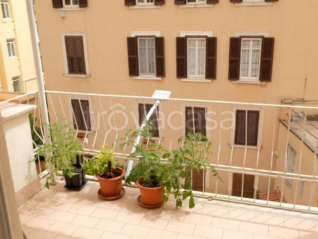 Appartamento in affitto a Roma via Raffaele Balestra, 20, arredato, terrazzo, luminoso TrovaCasa