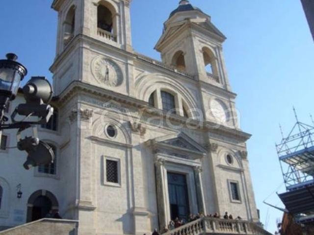 Appartamento in affitto a Roma via Sistina, 145, Spagna