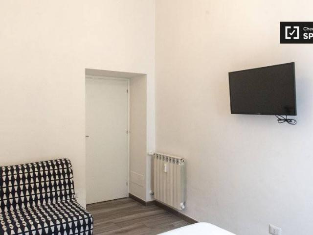 Appartamento in affitto a Roma via Tunisi, Cipro